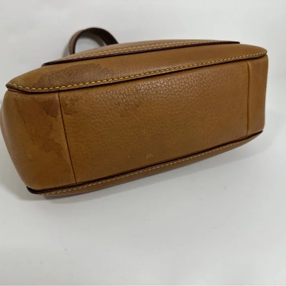 Coach Tan Shoulder Bag - Picture 6 of 11